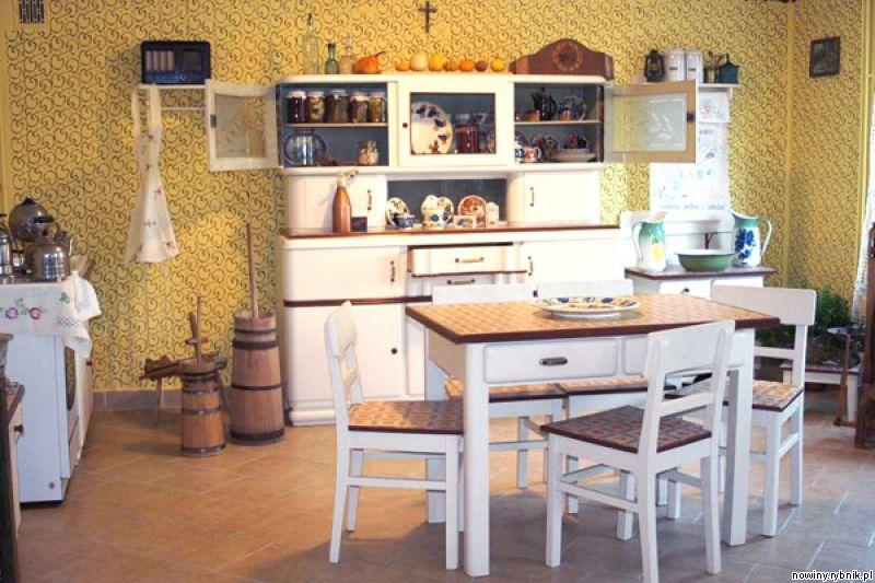 Oto zrekonstruowana śląska kuchnia w Gogołowej