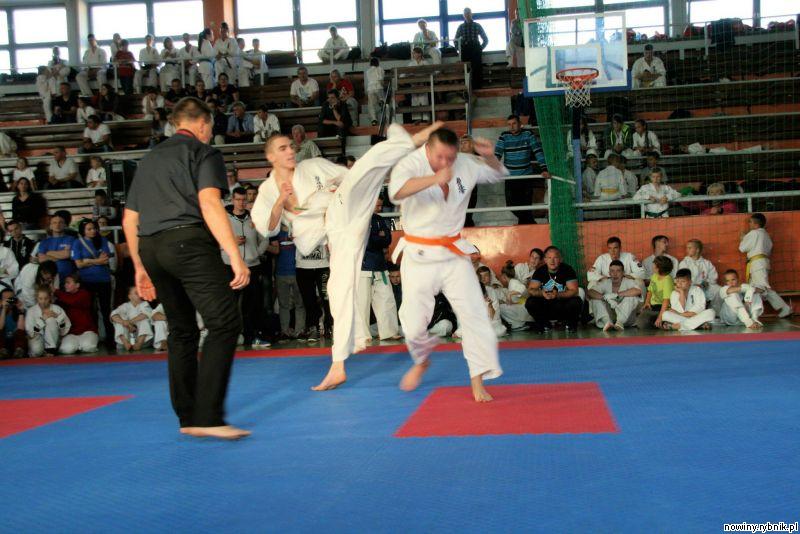 Młodzi karatecy w czasie rywalizacji / Archiwum