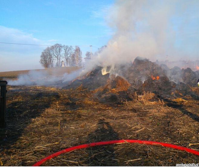 Dzisiejszy pożar słomy w Lubomi / PSP Wodzisław