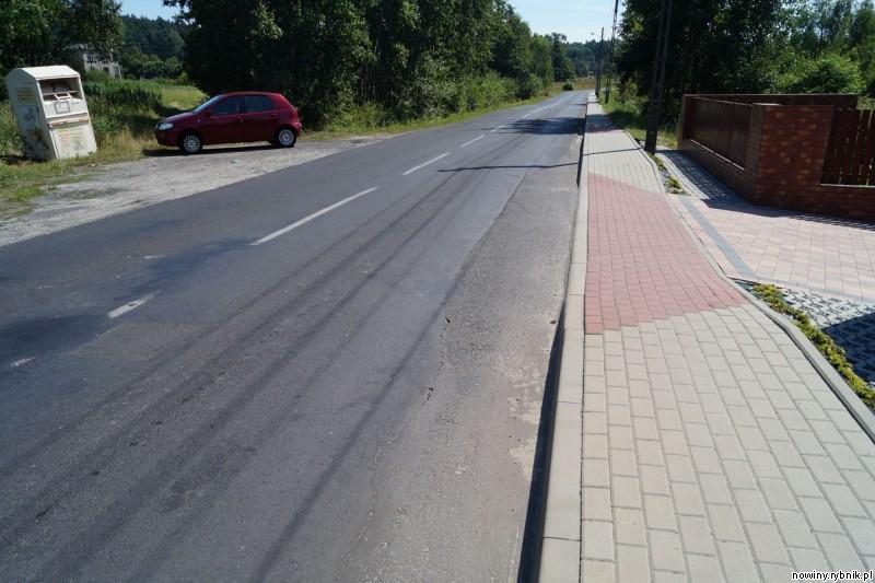 Wyremontowany odcinek ulicy Męczenników Oświęcimskich w Górkach Śląskich / UG Nędza