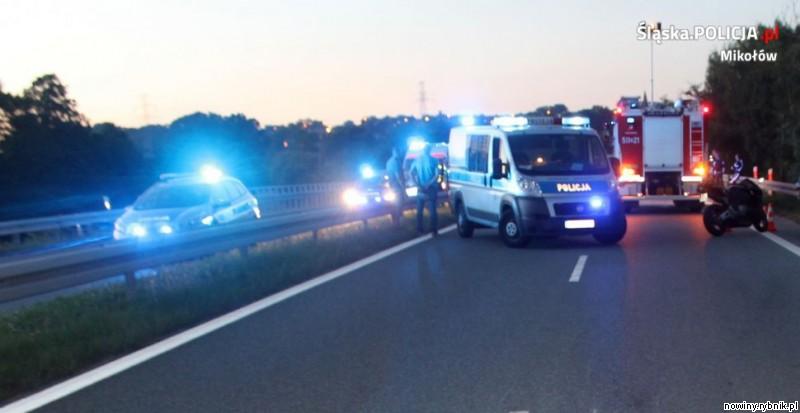 W wyniku wypadku motocyklista z Katowic i kierująca z Jastrzębia musieli trafić do szpitali / http://mikolow.slaska.policja.gov.pl/