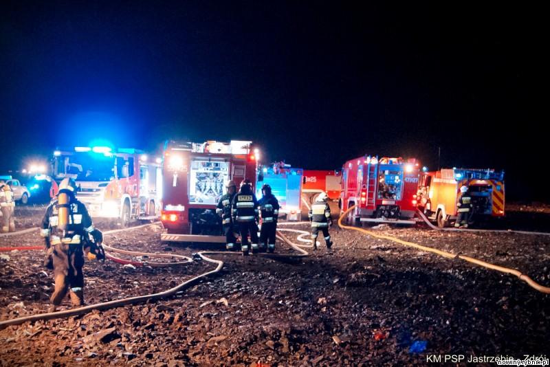 W akcji ratowniczo-gaśniczej brało udział łącznie 119 strażaków / PSP Jastrzębie-Zdrój