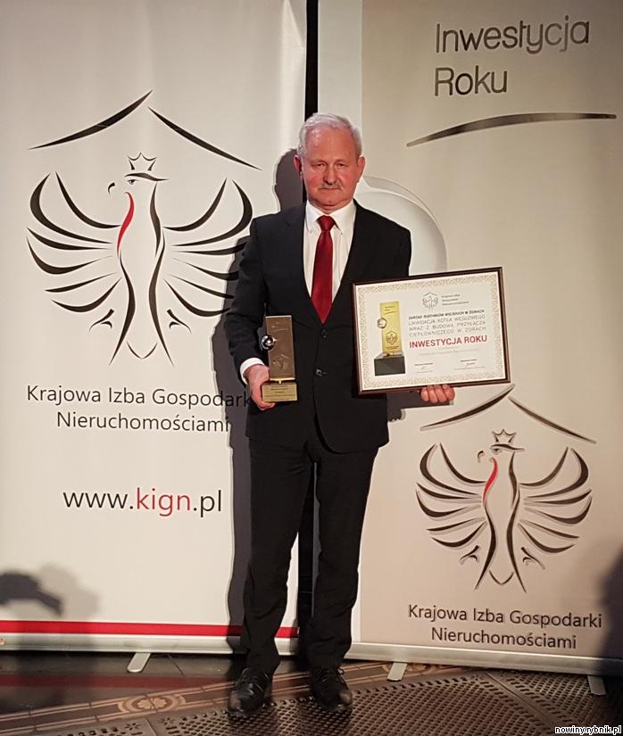 Joachim Gembalczyk z nagrodą Krajowej Izby Gospodarki Nieruchomościami / www.zory.pl