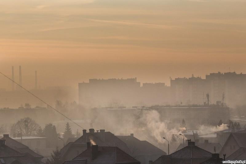 Smog nad Rybnikiem / Dominik Gajda